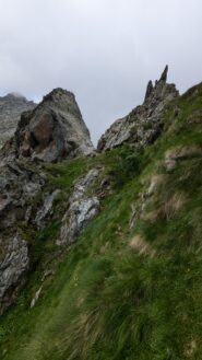 Traverso dal colletto Tailly verso il canalino di discesa lato laghi Tailly