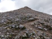 Buona traccia mentre la pietra diventa roccia.