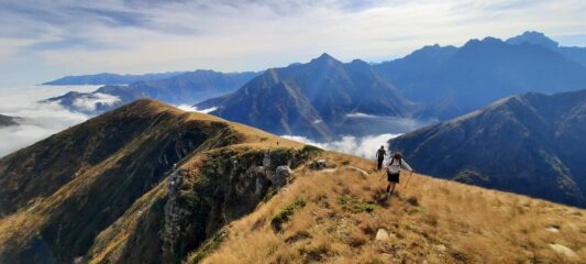 La dorsale sopra la cima del Merqua