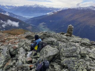 Vista sulla parte sottostante.