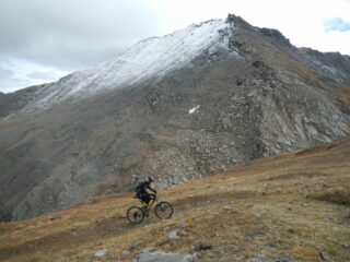 Monte Ruetas sullo sfondo