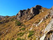 A breve distanza dal colletto con la Cima a destra.