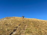 Faticoso portage sul costone dell'Aralalta