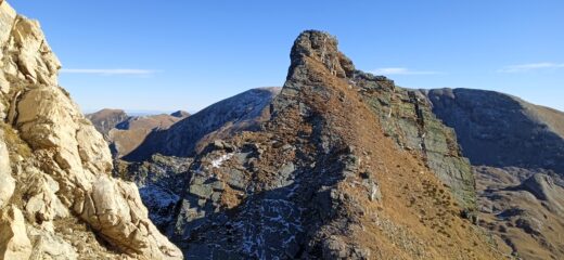 Punta Emma (m.2527) dalla salita alla Cima Bozano (m.2565)