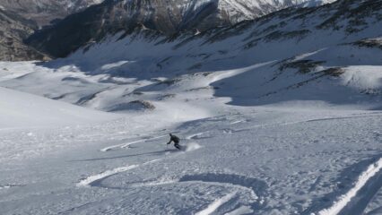 Bella neve nel vallone secondario