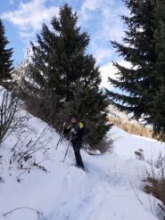 Chiudiamo l'anello dopo essere scesi in neve fresca.