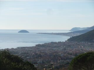Panorama dal Bric Cinque Alberi