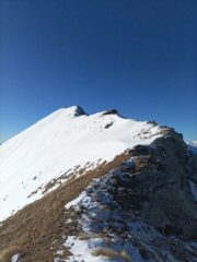 La cresta. Da qui abbiamo proseguito a piedi.