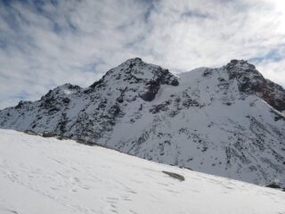 Punta Marani (Schwarzhorn) e Fleschorn visti salendo allo Stockhorn