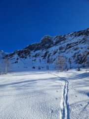 cascata vista dalla strada, e' l ultima che si vede a sx