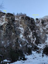 si trova di fianco alla cascata Alpigia