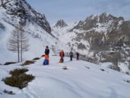 In salita, si vede il versante Tibert quasi senza neve.....