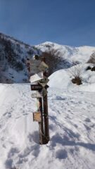 Incrocio per la palazzina Sertorio