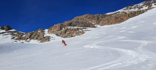 Neve scaldata dal sole nel vallon Remy