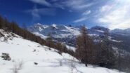 Ancora cielo azzurro uscendo dal bosco (vista verso il Bettaforca)