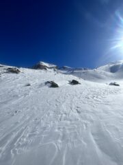 Si continua a salire..