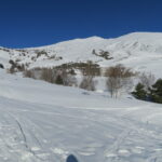 tutto ben innevato verso la Leissé a parte qualche costone ripulito dal vento