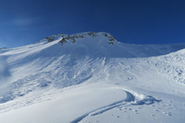 queste slavine si sono staccate da sole