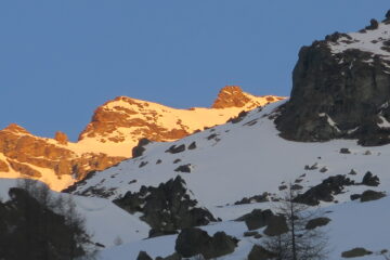 la Testa del Rutor con il primo sole