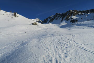vecchie tracce nella comba di Vert Tzan
