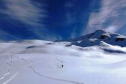 Splendida neve (e ambiente) alla base del pendio