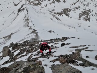 Salita a piedi sulla cresta Nord