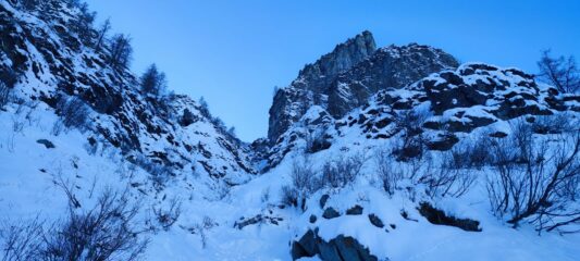 Il canale in cui sulla sx parte la cascata