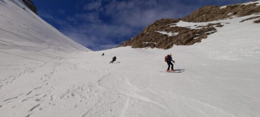 Neve top anche in basso sotto Pian dei Morti