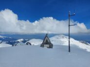 In vetta panorama verso il Mondolé