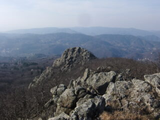 La rocca nord ovest vista da quella sud est