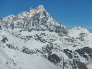 dalla cima gran vista sul Monviso