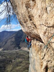 Sul traverso di L4, passo più caratteristico della via