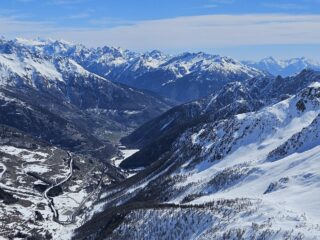 dalla cima sguardo verso St.Rhemy e Etroubles.