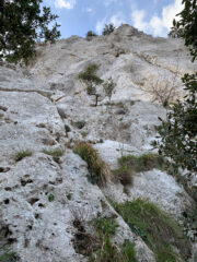 Partenza di L3, sicuramente il tiro più bello e continuo della via.