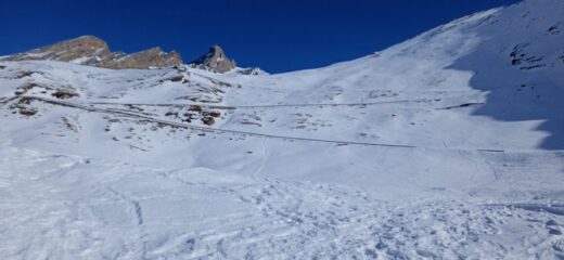 La salita con la strada per il Colle dell' Agnello 