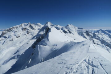 panorama verso il Rosa dalla cima