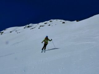 Neve abbastanza compatta in quota