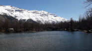 il lago grande di Ferrere sullo sfondo il Rocciamelone..