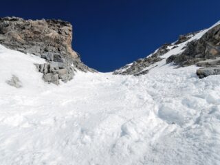 Il canale, circa a metà