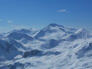 Veduta verso il Mongioie. Ancora inverno?