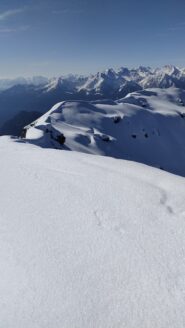 Ultimo tratto di cresta ler raggiungere la croce dell'anticima