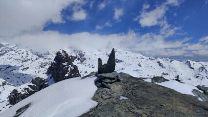 il M. Rosa visto dalla cima