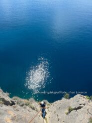 Bella verticalità in calata, il diedro di l3