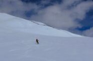 Ultime curve decenti prima della neve bagnata da metà in giù.