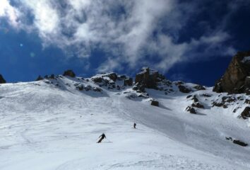 Verso la conca alla base del pendio