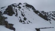 Al colle la casermetta sepolta ricoperta dalla neve