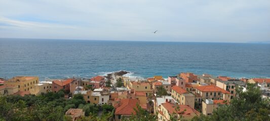 Varigotti dall'alto, appena partiti