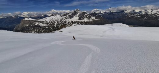splendida neve verso il piccolo