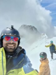 Sul balcone dei gelas appena sopra la nebbia francese...