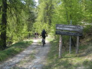 il primo bivio per salire al Monte Corbioun